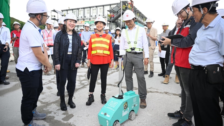 何永賢：正積極利用科技實(shí)現(xiàn)建逾30萬公共房屋單位目標(biāo)