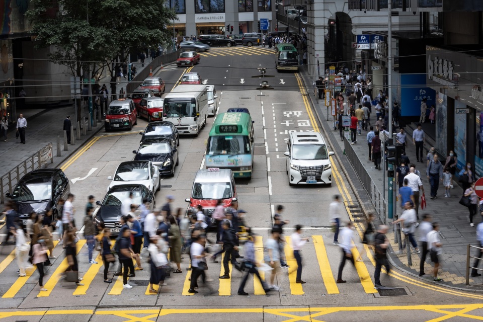 【商報(bào)時(shí)評(píng)】加速優(yōu)才審批 廣納全球英才