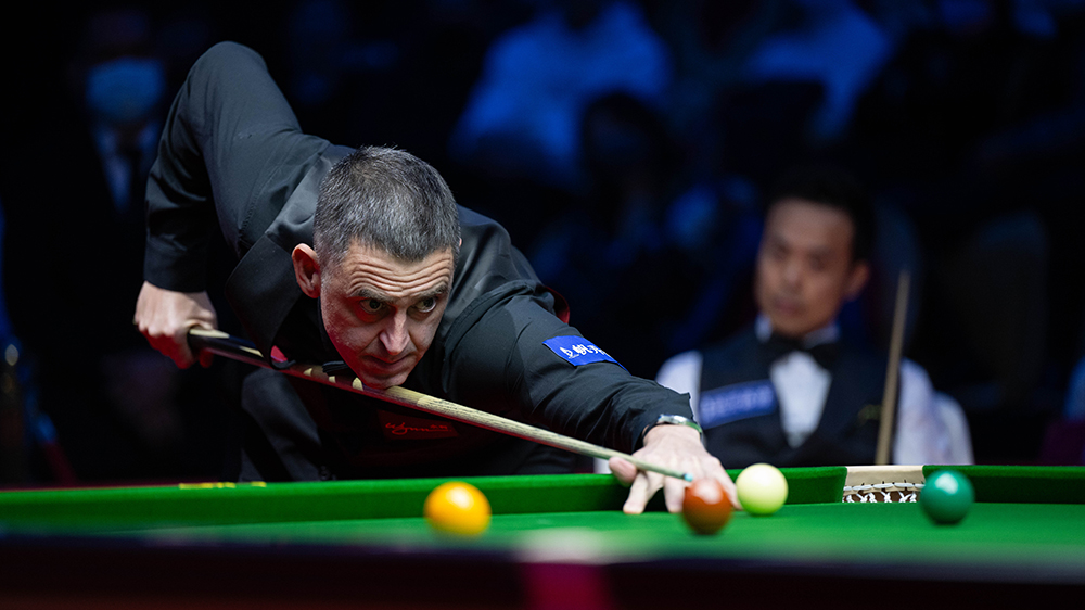 【名家指家】熱愛(ài)這片土地  奧蘇利雲(yún)移民香港