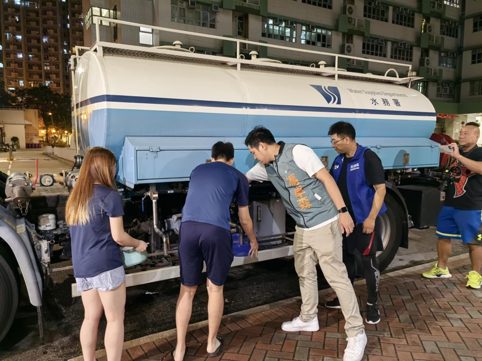 東涌停水約12萬人受影響 水務(wù)署致歉：正詳細(xì)調(diào)查事故