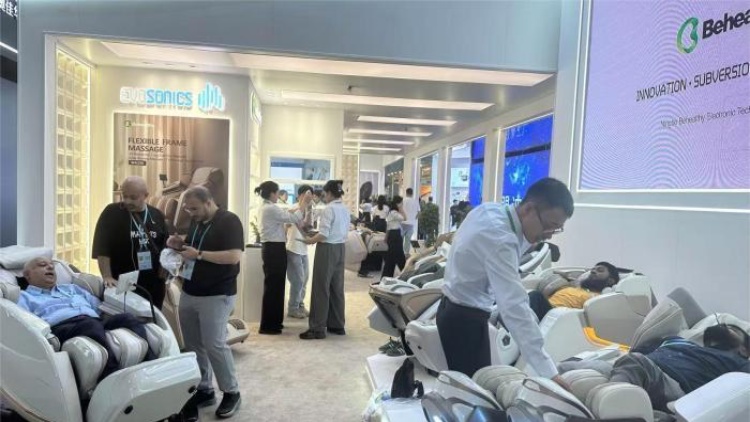 廣交會(huì)中國(guó)產(chǎn)品質(zhì)優(yōu)價(jià)美收穫?cè)蛴唵? title=