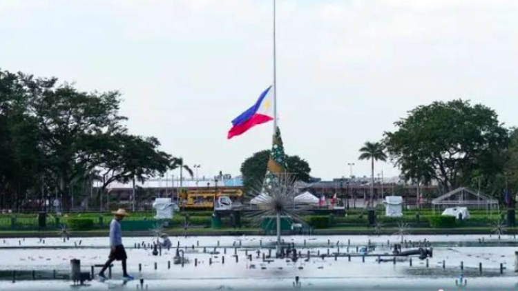 菲律賓全國(guó)哀悼日：降半旗向颱風(fēng)「潭美」遇難者致哀