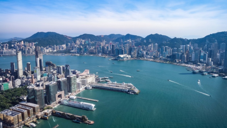 【八面來(lái)風(fēng)】香港須在世界變局中擦亮「金字招牌」