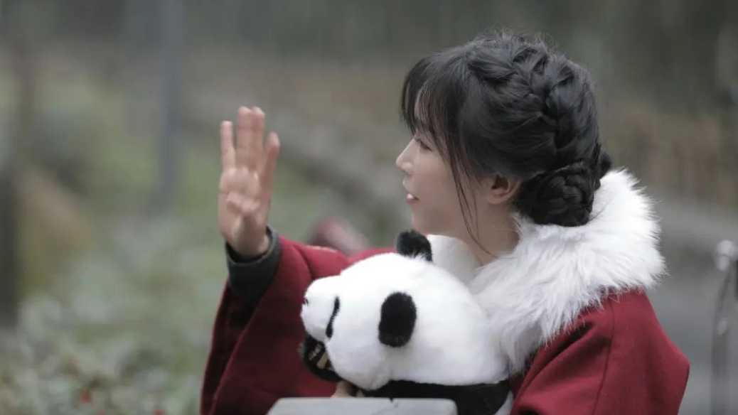 李子柒宣布回歸！復(fù)更首條視頻是成都漆藝