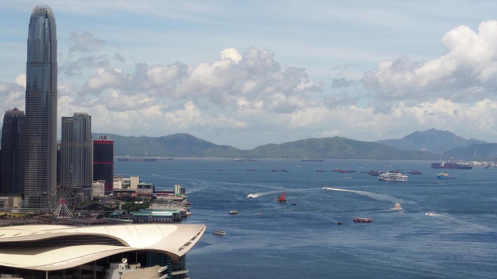 天文臺(tái)：下午1時(shí)至4時(shí)之間改發(fā)三號(hào)強(qiáng)風(fēng)信號(hào)