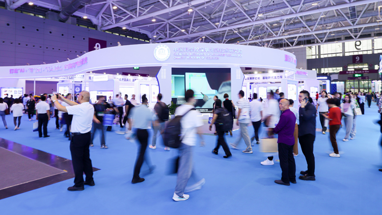 「智能+造物」引領(lǐng)科研新範(fàn)式 中科院深圳先進院攜130餘項創(chuàng)新成果亮相高交會