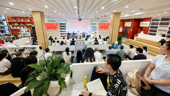 深圖成功舉辦「我和祖國(guó)的故事」分享會(huì)