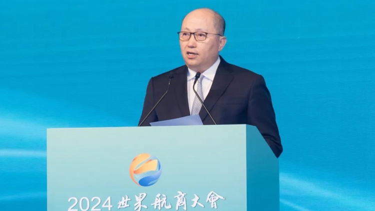 第四屆航商大會(huì)在港舉行 鄭雁雄：冀航運(yùn)企業(yè)推動(dòng)香港高端航運(yùn)服務(wù)業(yè)發(fā)展