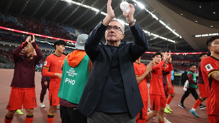 國(guó)足1:3不敵日本隊(duì) 伊帥：很滿意球員拼勁