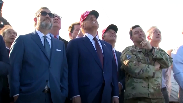 美國(guó)當(dāng)選總統(tǒng)特朗普親臨現(xiàn)場(chǎng) 觀看「星艦」發(fā)射