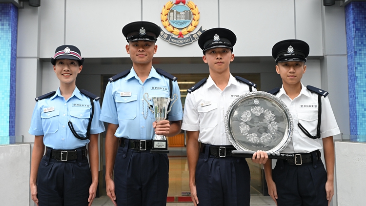 警察學(xué)院舉行結(jié)業(yè)會(huì)操 見習(xí)督察矢志維持法紀(jì)