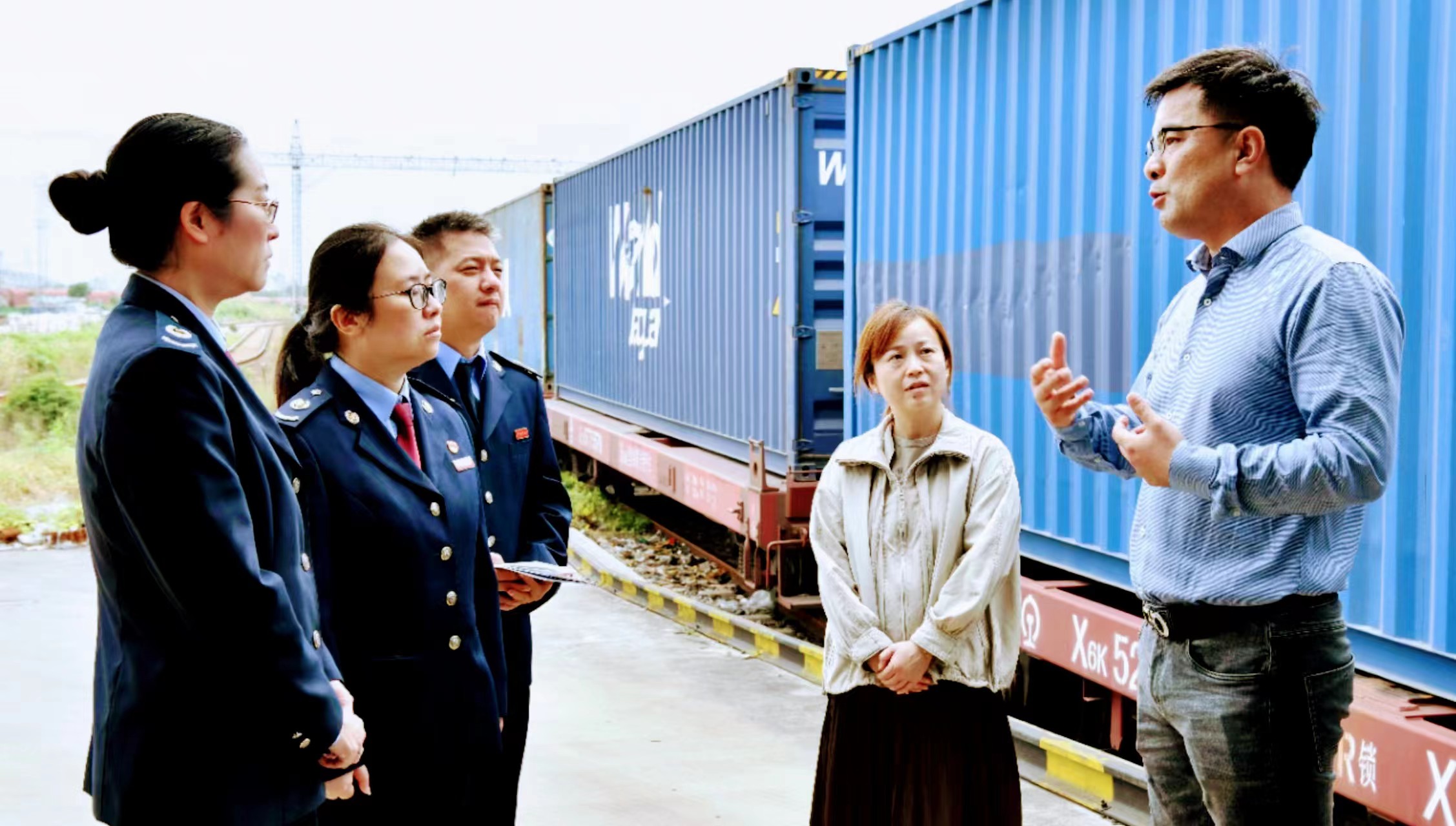 長寧稅惠服務(wù) 助力城市產(chǎn)業(yè)向「新」升級