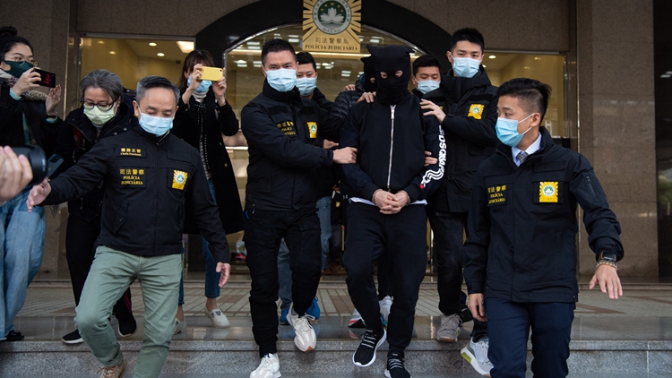 德晉案終審裁決出爐 安以軒丈夫陳榮煉被判13年監(jiān)禁罰款18億