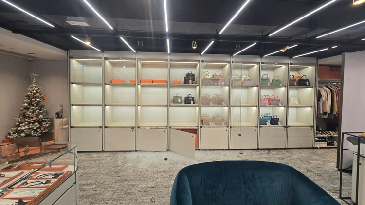 中環(huán)名牌手袋店遭爆竊 3賊5分鐘偷走67個Hermès手袋