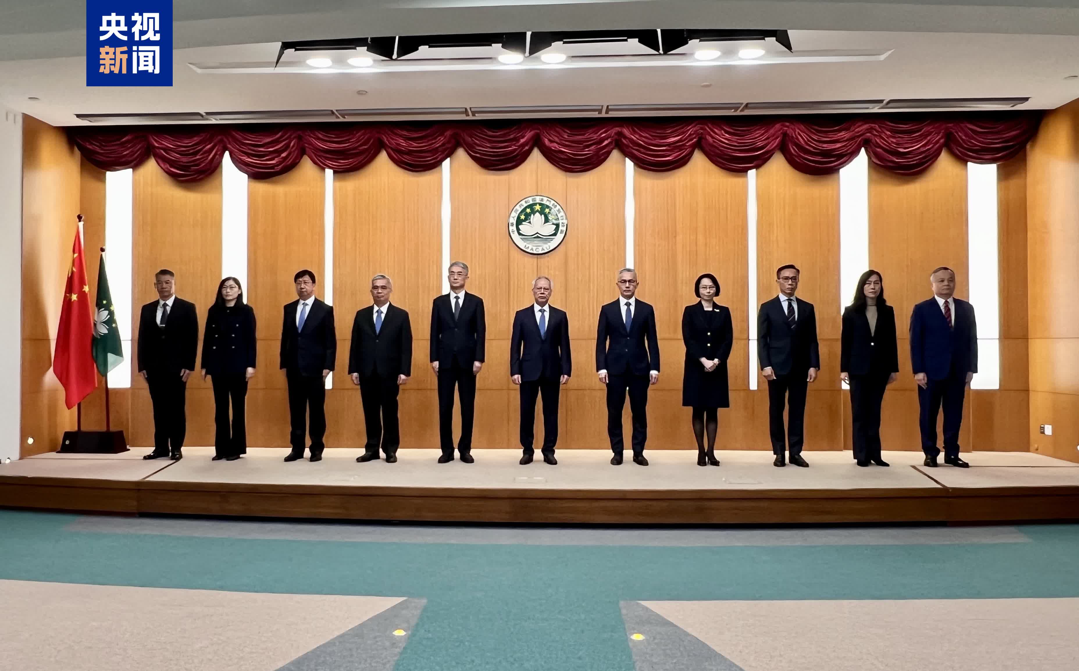 澳門特區(qū)第六屆政府主要官員和檢察長首次集體亮相