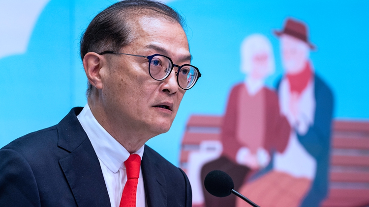 盧寵茂今午率團(tuán)赴京 出席2024世界傳統(tǒng)醫(yī)藥大會(huì)