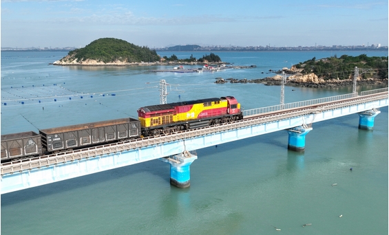 國際觀察｜「大基建」與「小而美」——「一帶一路」建設(shè)惠及發(fā)展中國家經(jīng)濟(jì)發(fā)展和民生福祉