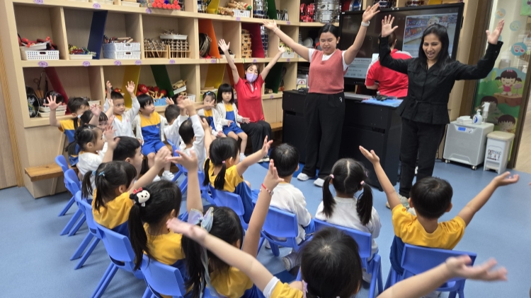 幼稚園營(yíng)造全天候英語環(huán)境 提升聽講能力令學(xué)生終生受益