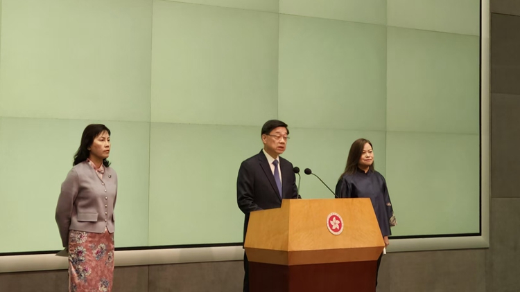 李家超：感謝楊潤(rùn)雄林世雄貢獻(xiàn) 讚陳美寶羅淑佩具領(lǐng)導(dǎo)解說(shuō)能力 有改革意識(shí)