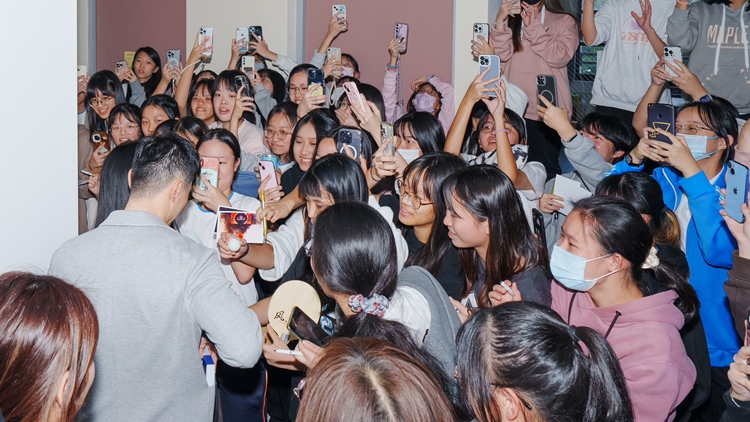 日月譚天｜強(qiáng)大民意擋不??！島內(nèi)呼籲民進(jìn)黨不要阻礙兩岸交流