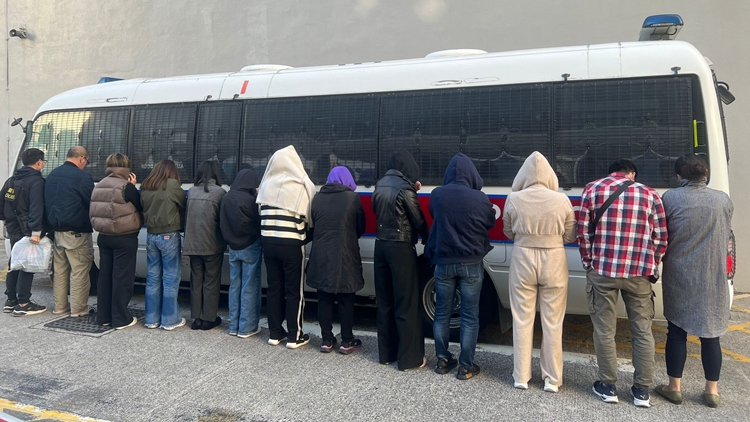 警方大埔搗破非法麻雀賭檔 拘捕13名男女