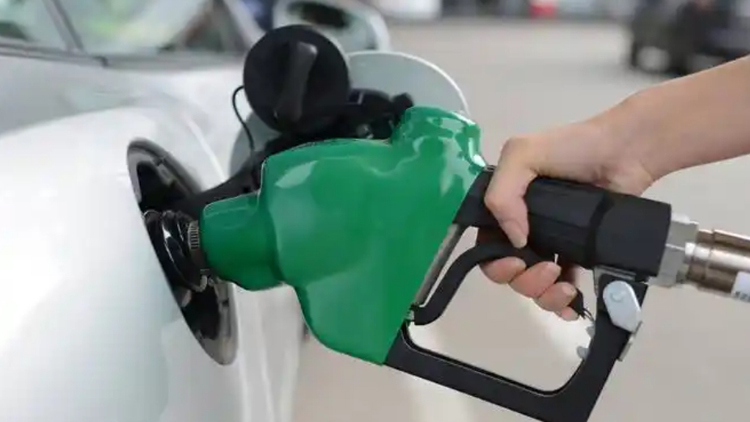 國(guó)際油價(jià)周漲幅超6% 新一輪內(nèi)地成品油價(jià)調(diào)整或擱淺