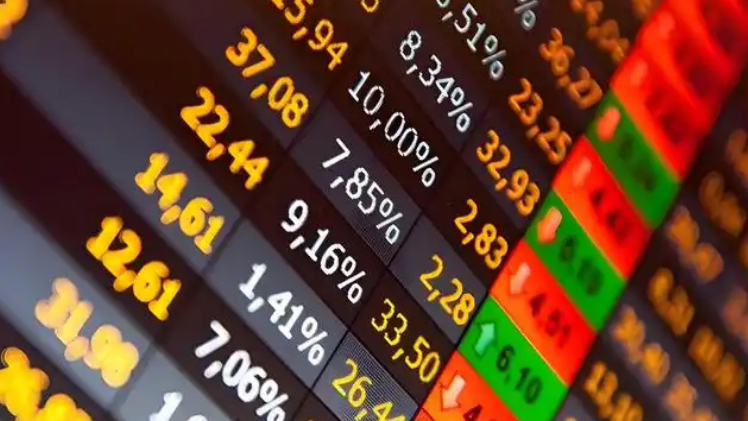 【財通AH】股市裏的一把火！近500股創(chuàng)歷史新高