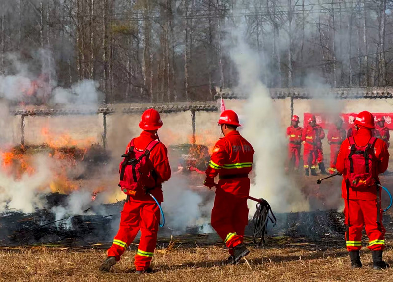 立體式高標(biāo)準(zhǔn)強(qiáng)隊伍  皖祁門加強(qiáng)森防演練築牢綠色安全屏障