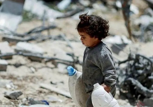 聯(lián)合國警告百萬加沙民眾面臨寒冬無處棲身風(fēng)險(xiǎn) 