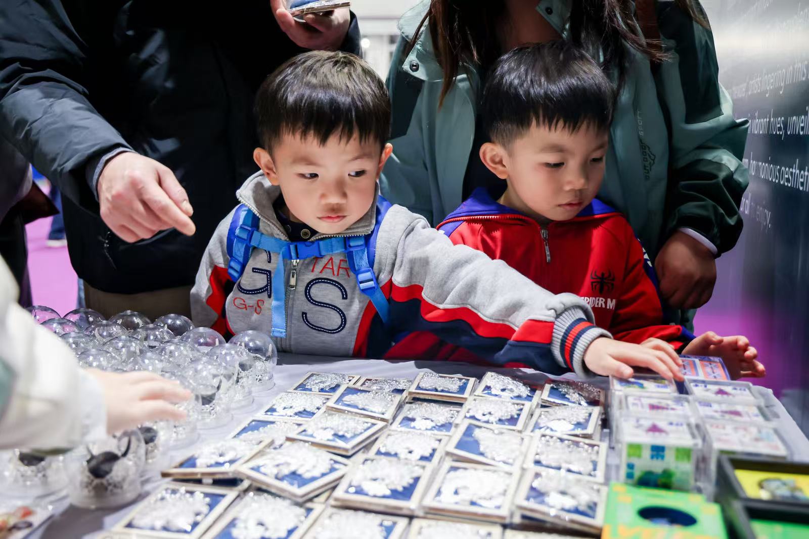 第二屆「藝文香港」 國際藝文博覽會(huì)圓滿落幕  香港藝人為「山水秘境·多彩貴州」打call