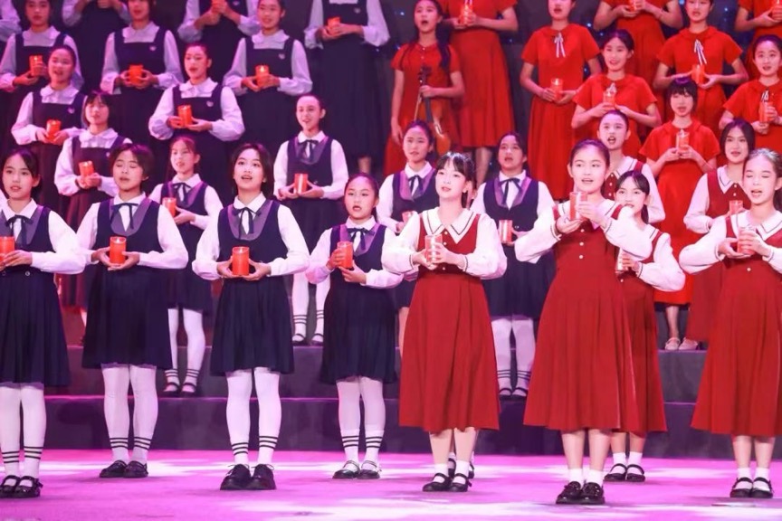 深圳寶安中學(xué)舉行辦學(xué)40周年成果展暨集團(tuán)高質(zhì)量發(fā)展大會