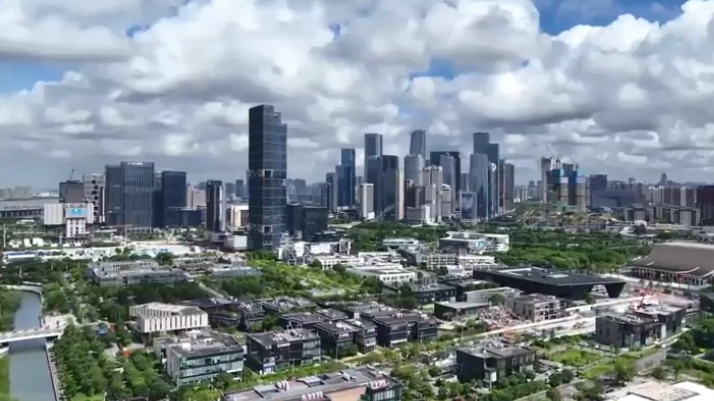 打造規(guī)則銜接的制度高地——粵港澳大灣區(qū)錨定「一點(diǎn)兩地」推動全面深化改革