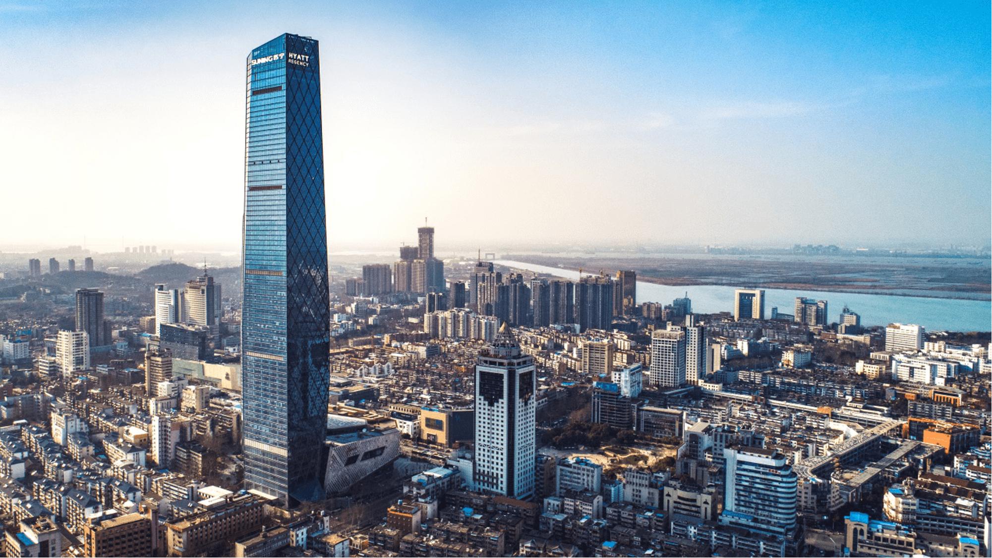 「大灣」親友如相問，一片冰心在玉壺