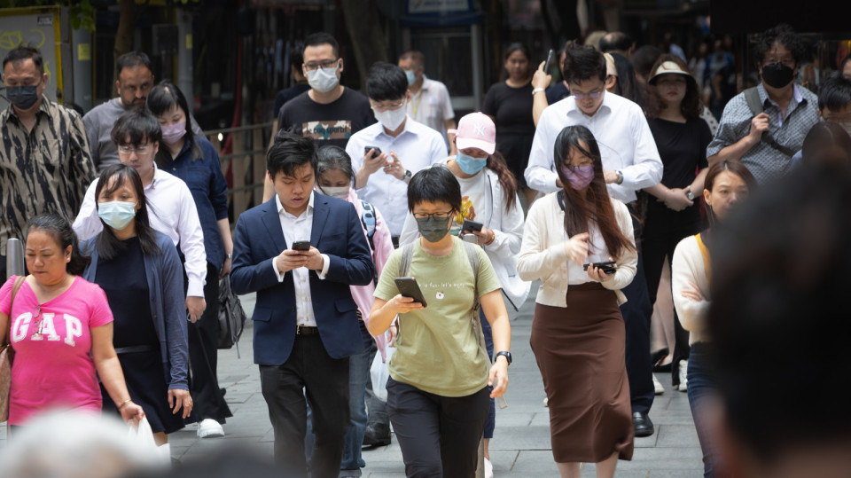 何栢良：若農(nóng)曆新年後寒流襲港 或會(huì)爆發(fā)更嚴(yán)重流感