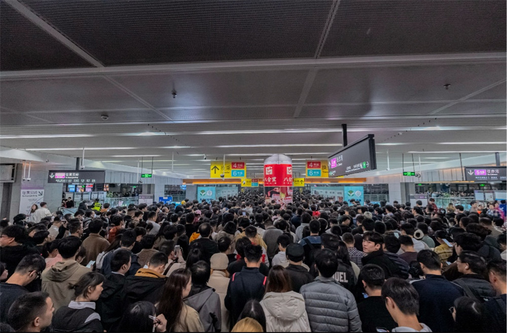 1188萬！深圳地鐵全網(wǎng)客運量再創(chuàng)歷史新高