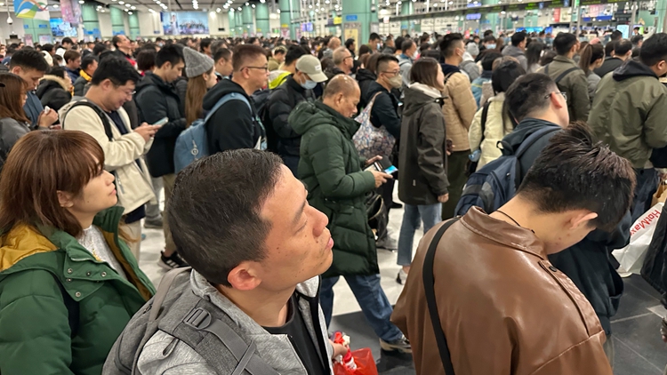 元旦日本港近95萬人次出入境 約10萬內(nèi)地旅客入境