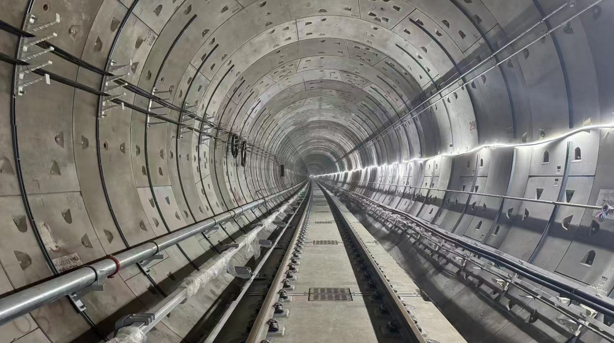 廣州地鐵十四號(hào)線二期嘉禾望崗至樂嘉路段提前30天軌通