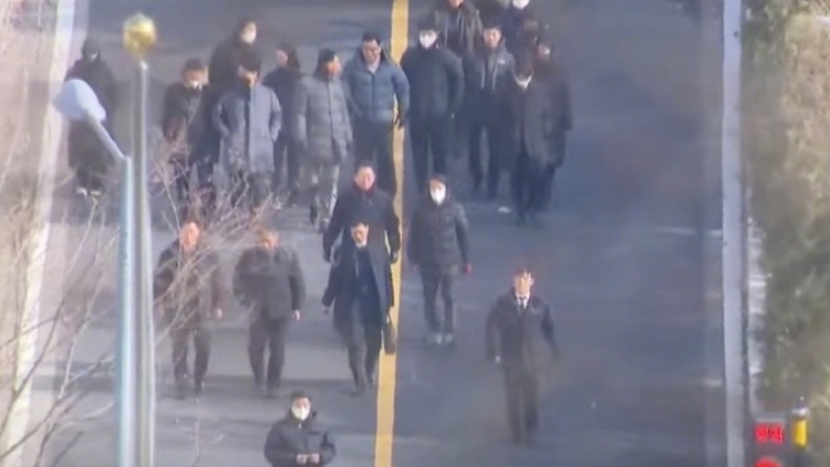 追蹤報(bào)道｜韓國公調(diào)處停止執(zhí)行對(duì)尹錫悅的逮捕令