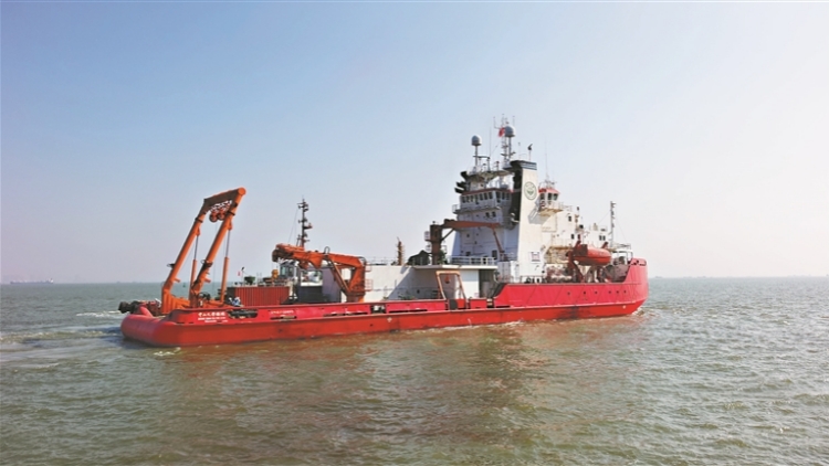 出南沙耕渤海眺北極 「中山大學(xué)極地」號(hào)啟航