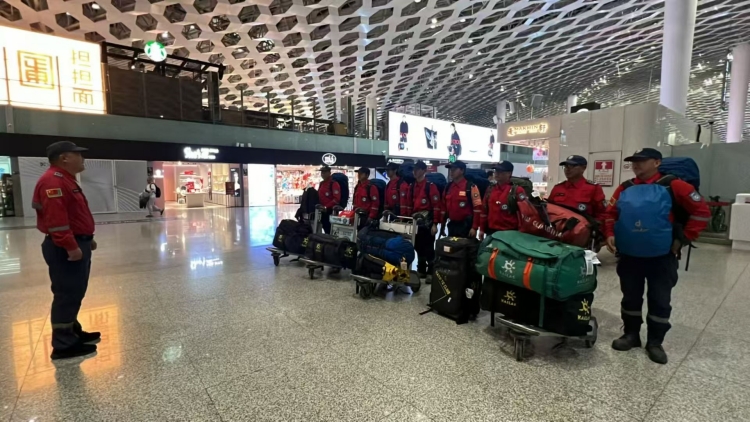 深圳公益救援隊(duì)馳援西藏日喀則地震災(zāi)區(qū)