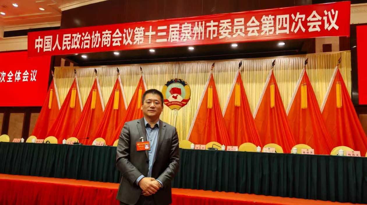 泉州市政協(xié)委員曲仲建議：加快基層標準化人才隊伍建設(shè)