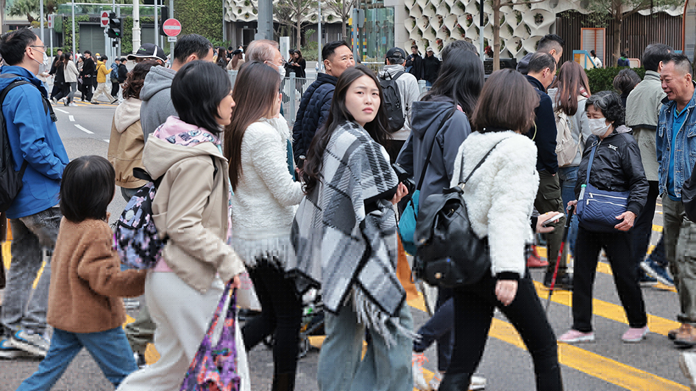 強(qiáng)烈冬季季候風(fēng)來(lái)襲 本港氣溫驟降