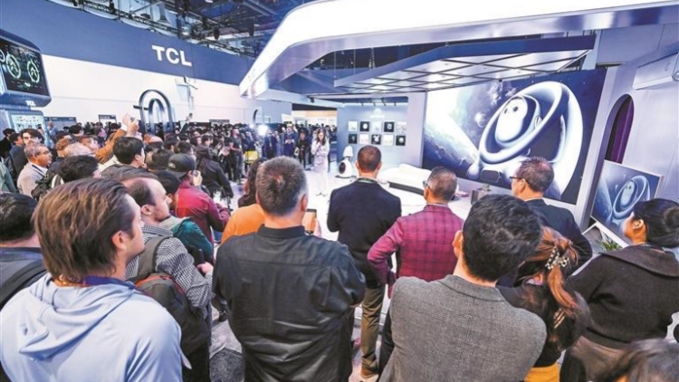 全球「科技春晚」，「深圳智造」搶眼！