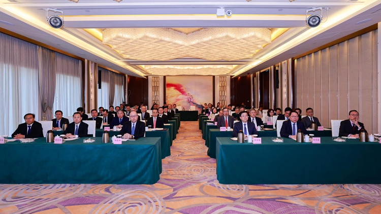 曾國(guó)衞：深刻領(lǐng)會(huì)習(xí)主席澳門(mén)重要講話(huà)精神 團(tuán)結(jié)帶領(lǐng)社會(huì)各界銳意改革