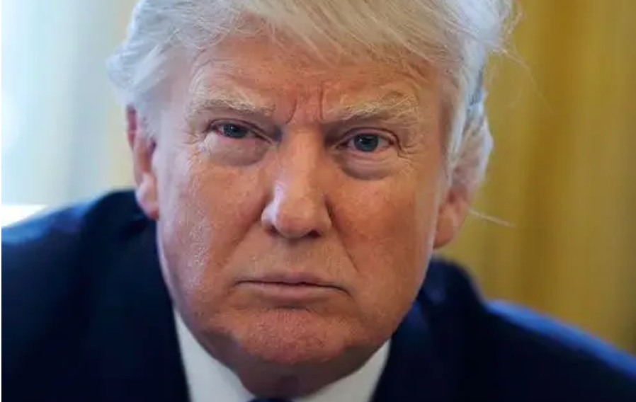 傳特朗普?qǐng)F(tuán)隊(duì)研漸進(jìn)加關(guān)稅 每月上調(diào)約2%至5% 避免美國(guó)通脹飆升