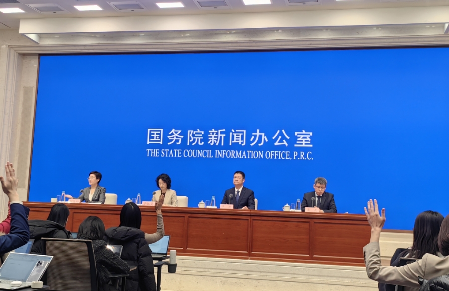 商務(wù)部：本周將陸續(xù)印發(fā)手機(jī)等數(shù)碼產(chǎn)品購新補(bǔ)貼實施細(xì)則