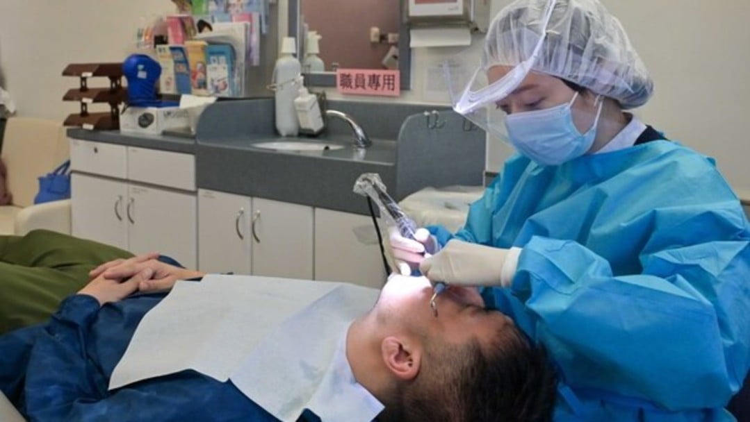 牙醫(yī)實(shí)習(xí)及評(píng)核期安排4月1日起實(shí)施