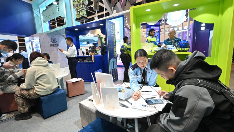 警方今起一連4日於教育職業(yè)博覽設(shè)攤位 可即場(chǎng)面試