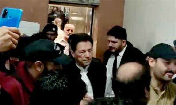 巴基斯坦前總理伊姆蘭·汗被判14年監(jiān)禁