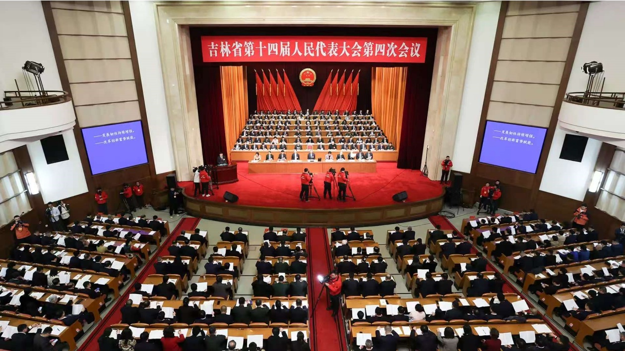 吉林省人大代表張立新回答本報(bào)提問 人工智能 賦能新質(zhì)生產(chǎn)力——聚焦吉林省第十四屆人民代表大會第四次會議 代表通道